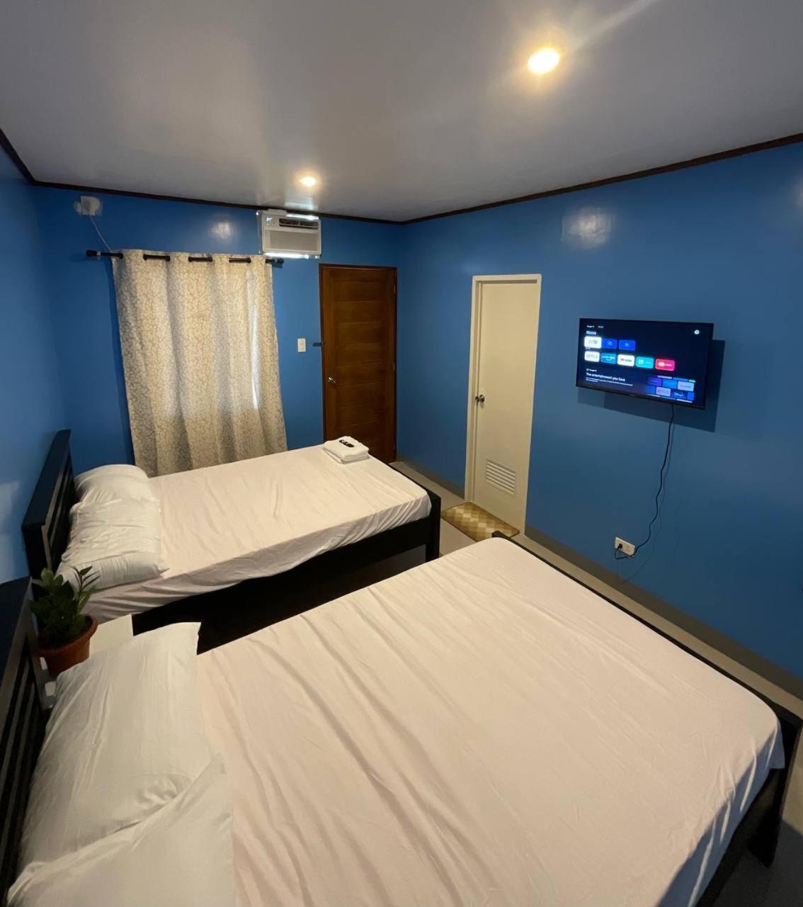 Halajo Bnb Transient Laoag Rum bild