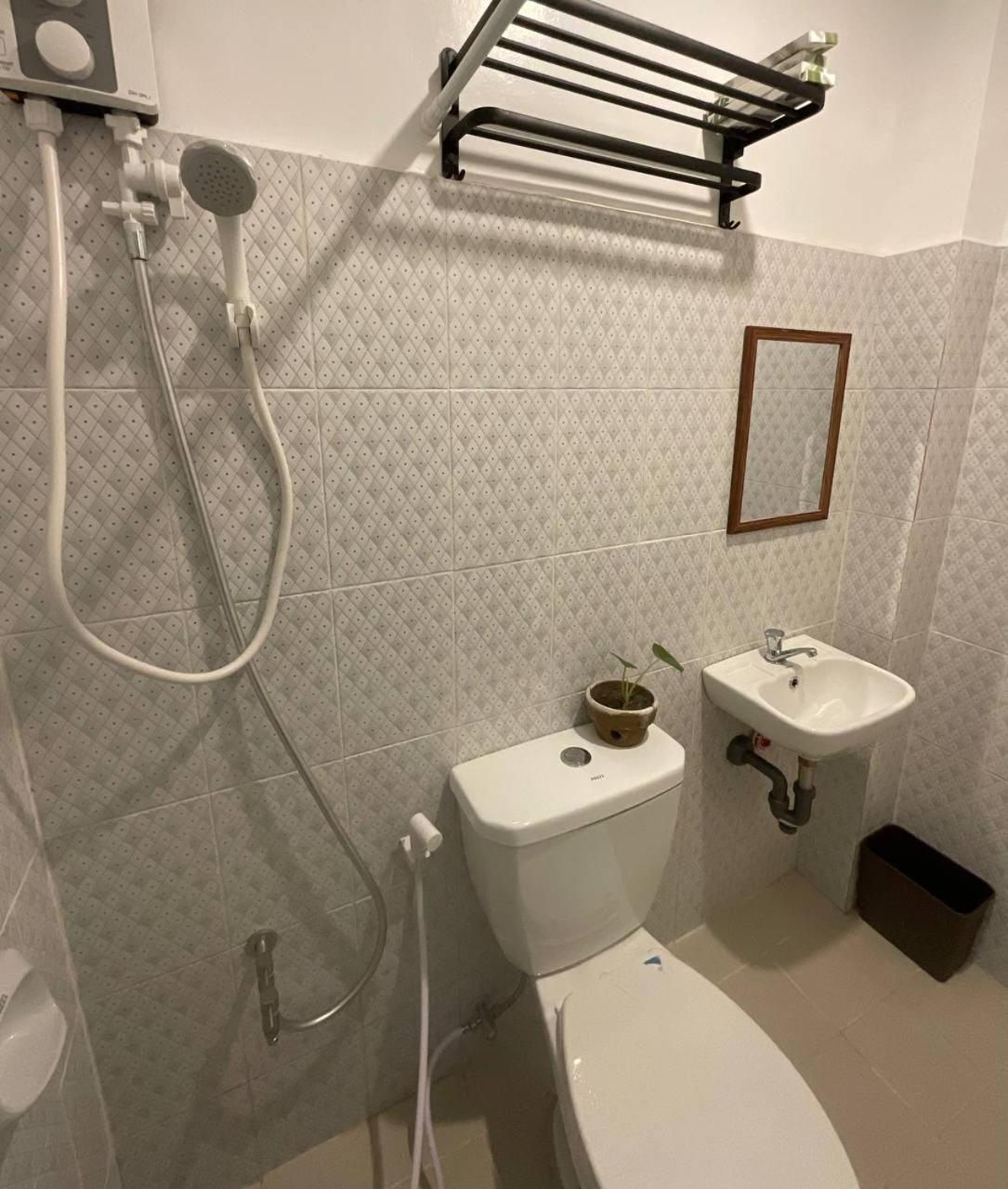 Halajo Bnb Transient Laoag Rum bild